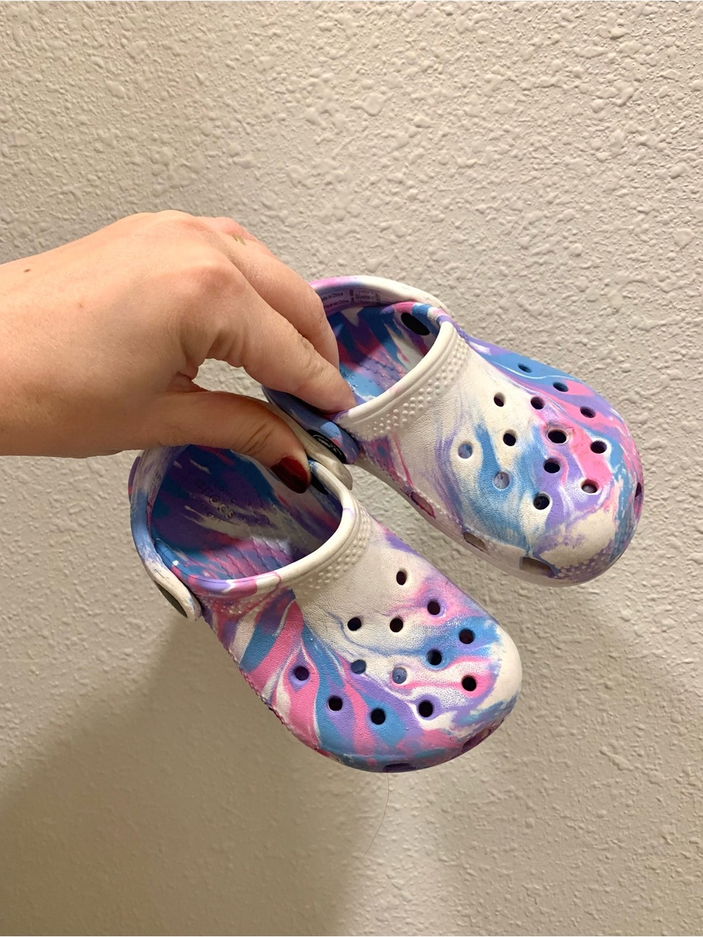 Crocs Classic Marbled Clogs